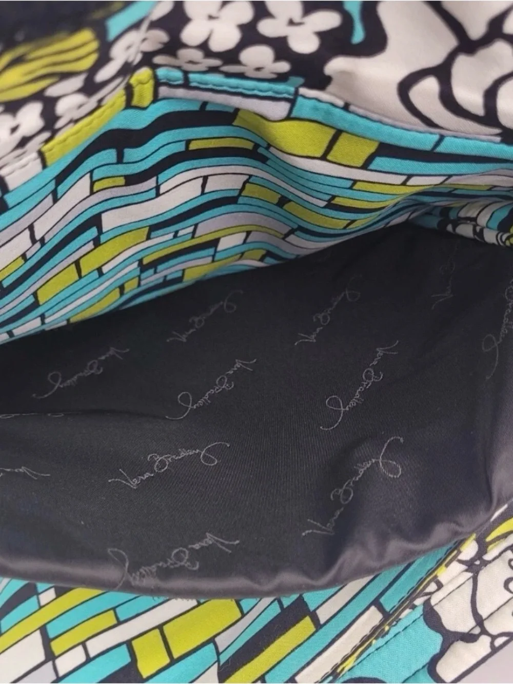 Vera Bradley RETIRED Island Blooms Laptop Tote